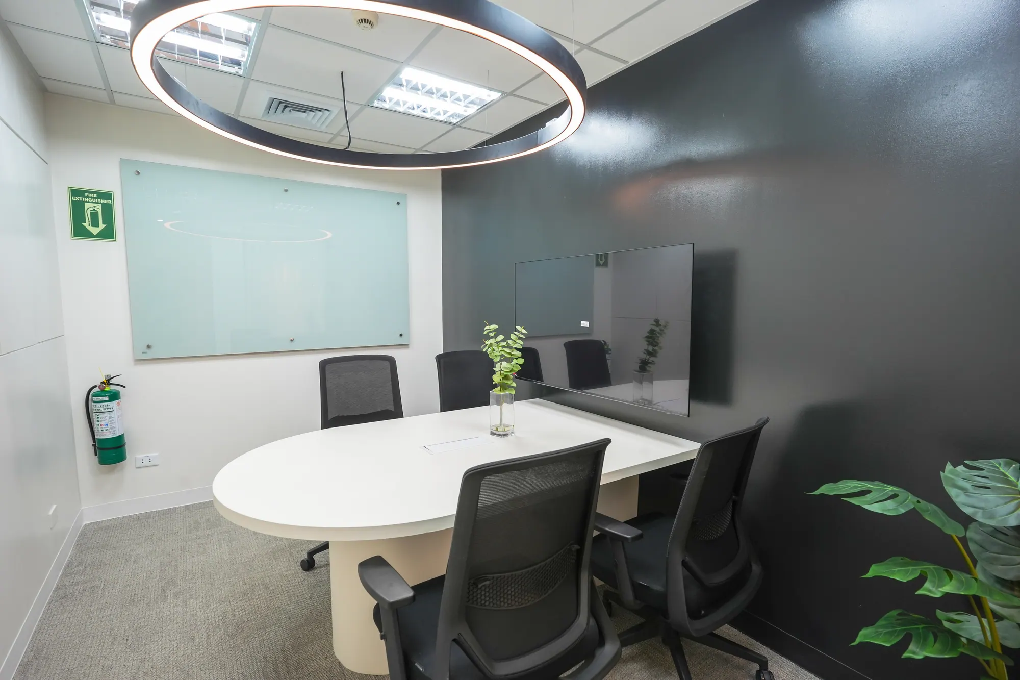 Sandvik Office Fitout: photo 37