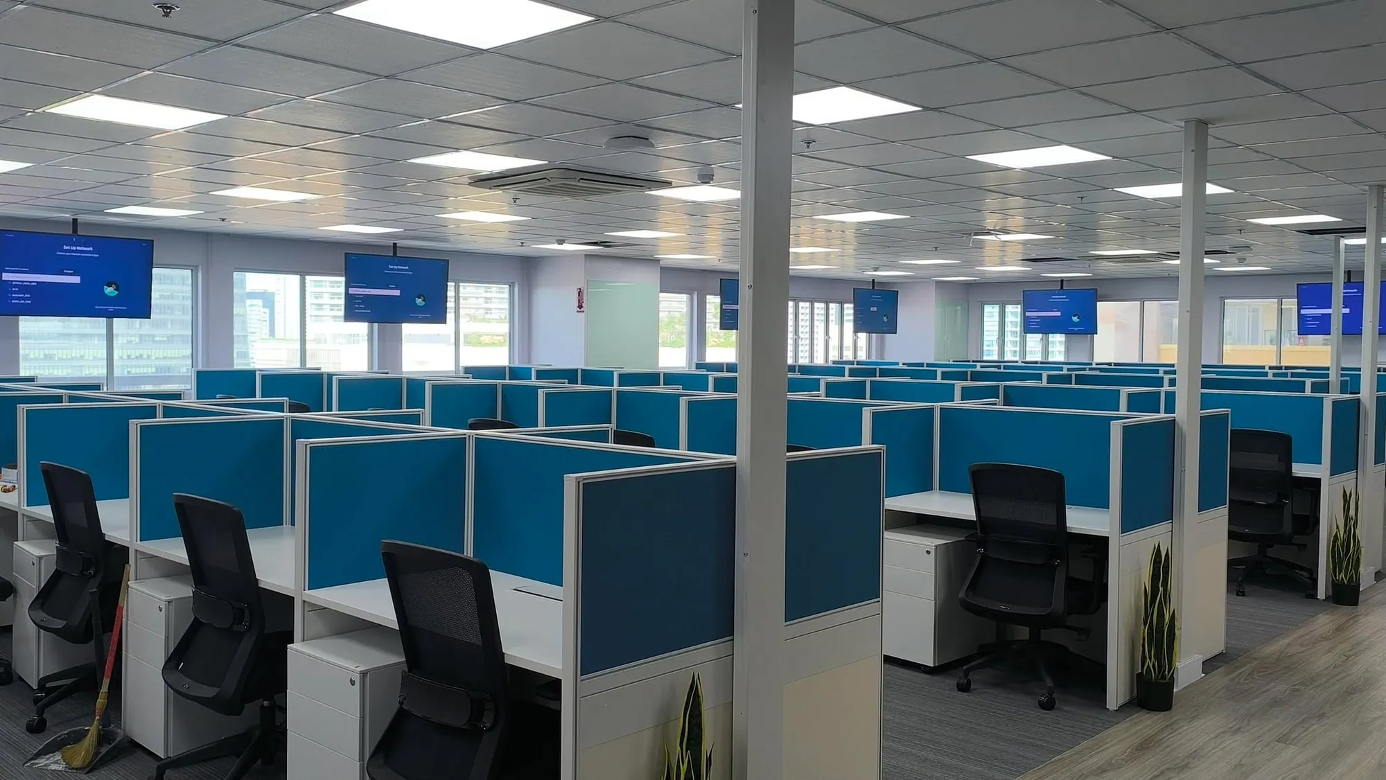 Unisys Office Fitout: photo 11